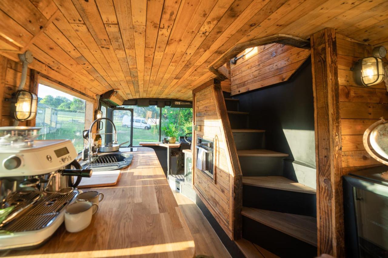 Hotel Delightful 2 Bed Double Decker Bus with Hot Tub Uckfield Exterior foto