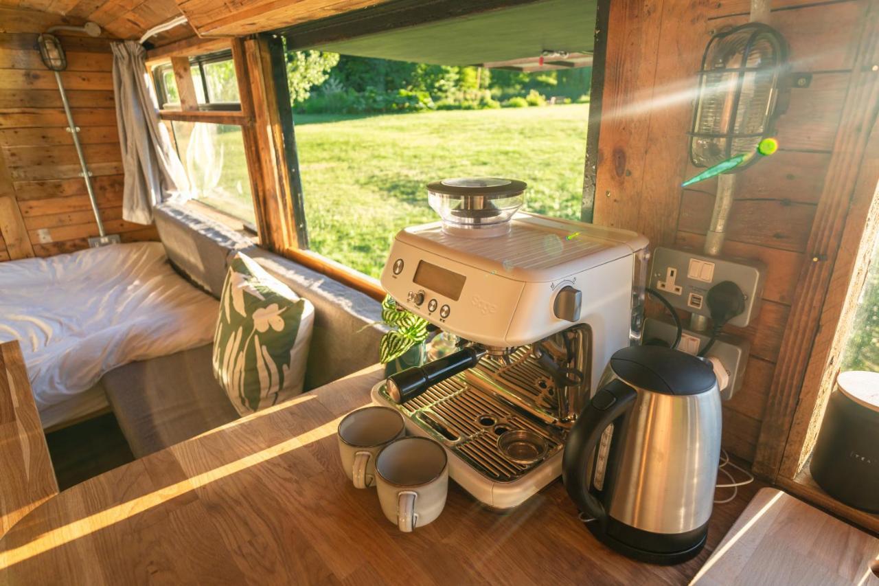 Hotel Delightful 2 Bed Double Decker Bus with Hot Tub Uckfield Exterior foto